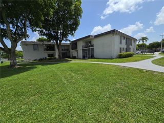 10375 N Kendall Drive J7, Miami, FL 33176