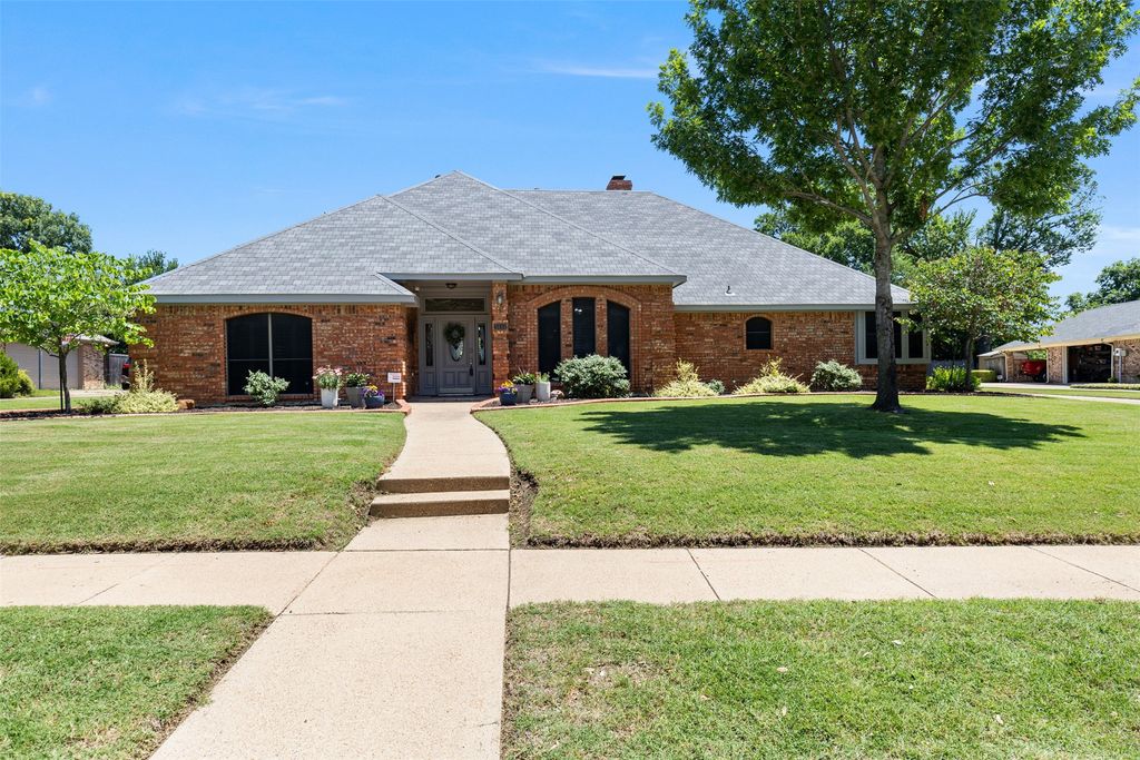 1414 O Shannon Lane, Garland, TX 75044
