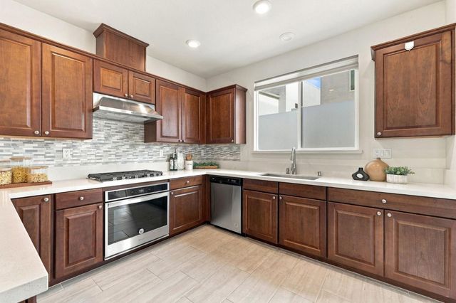 553 Clover Circle, Milpitas, CA 95035