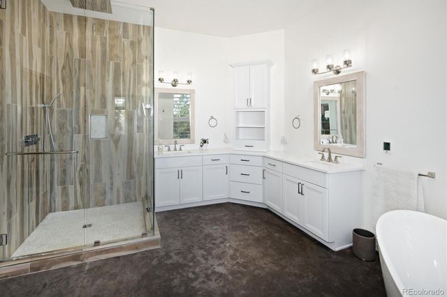 10008 Oak Tree Court, Lone Tree, CO 80124
