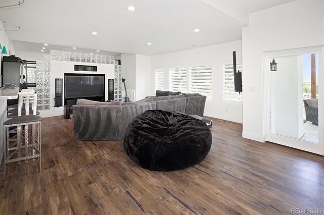 10008 Oak Tree Court, Lone Tree, CO 80124