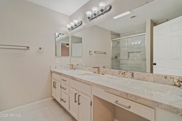 8316 W SWEETWATER Avenue, Peoria, AZ 85381