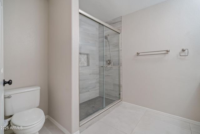 8316 W SWEETWATER Avenue, Peoria, AZ 85381