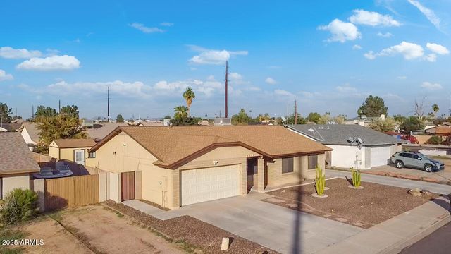 8316 W SWEETWATER Avenue, Peoria, AZ 85381