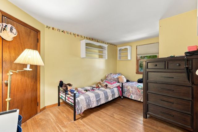 5 Donna Lane, Dudley, MA 01571