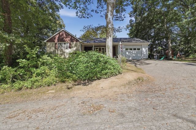 5 Donna Lane, Dudley, MA 01571