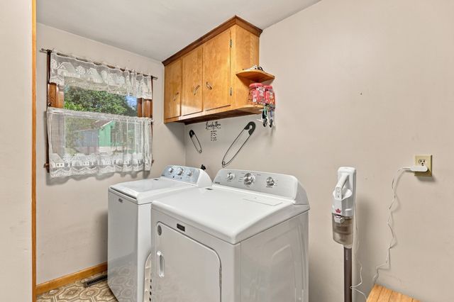 5 Donna Lane, Dudley, MA 01571