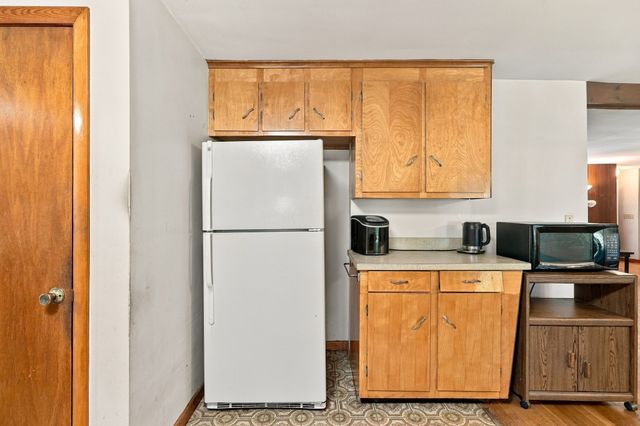 5 Donna Lane, Dudley, MA 01571