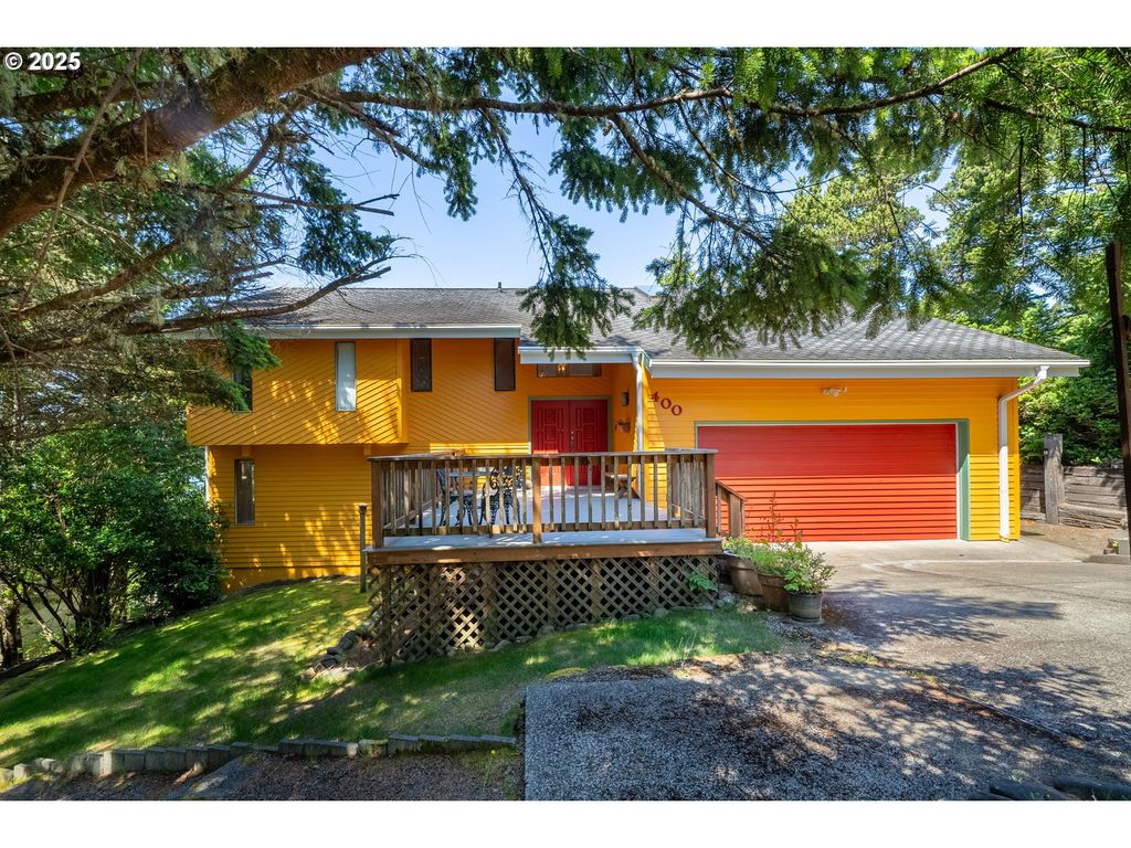 400 HIGHLAND Dr, Oceanside, OR 97134