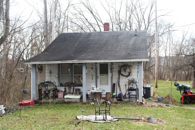 10559 LIBERTY Street Ext, Meadville, PA 16335