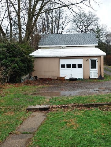 10559 LIBERTY Street Ext, Meadville, PA 16335