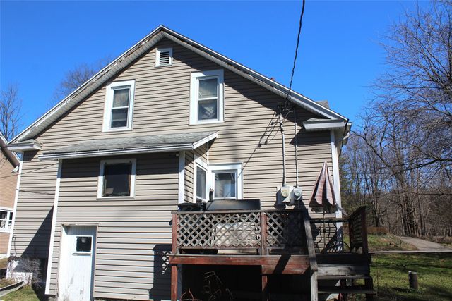 10559 LIBERTY Street Ext, Meadville, PA 16335