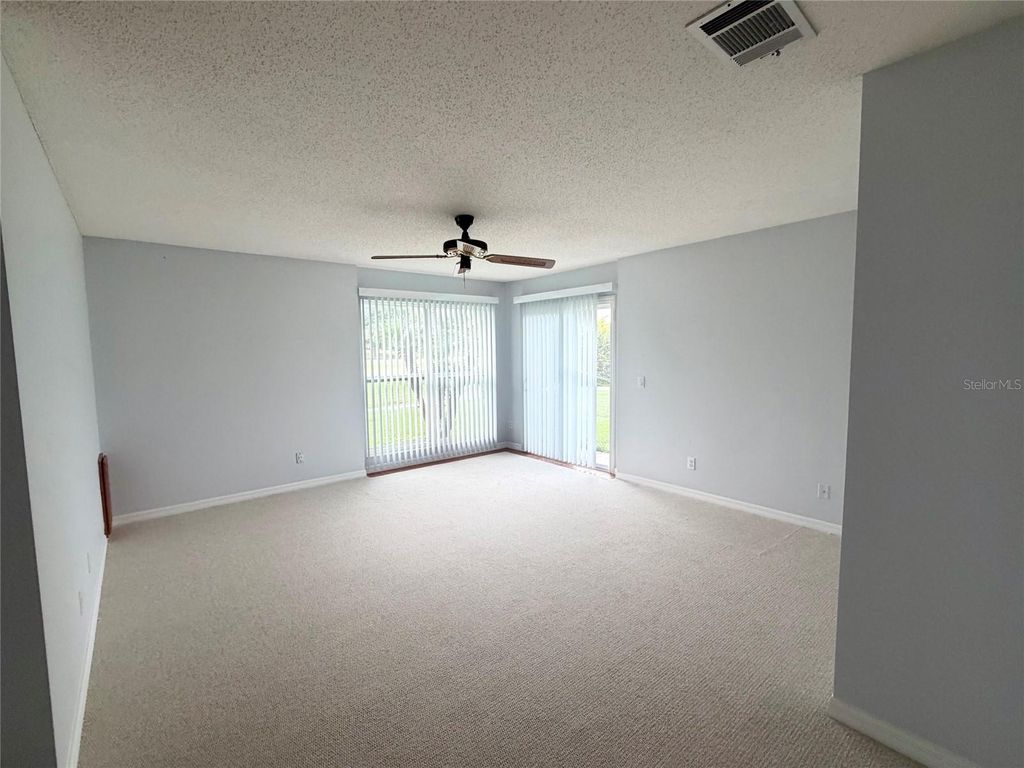 Image 46 of property listing at 2899 AUTUMN GREEN DRIVE, Orlando, FL 32822