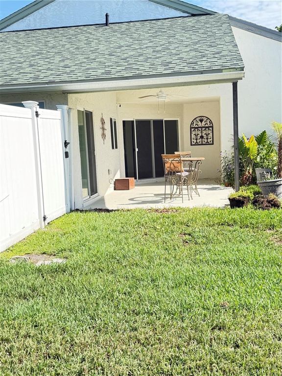 Image 65 of property listing at 2899 AUTUMN GREEN DRIVE, Orlando, FL 32822
