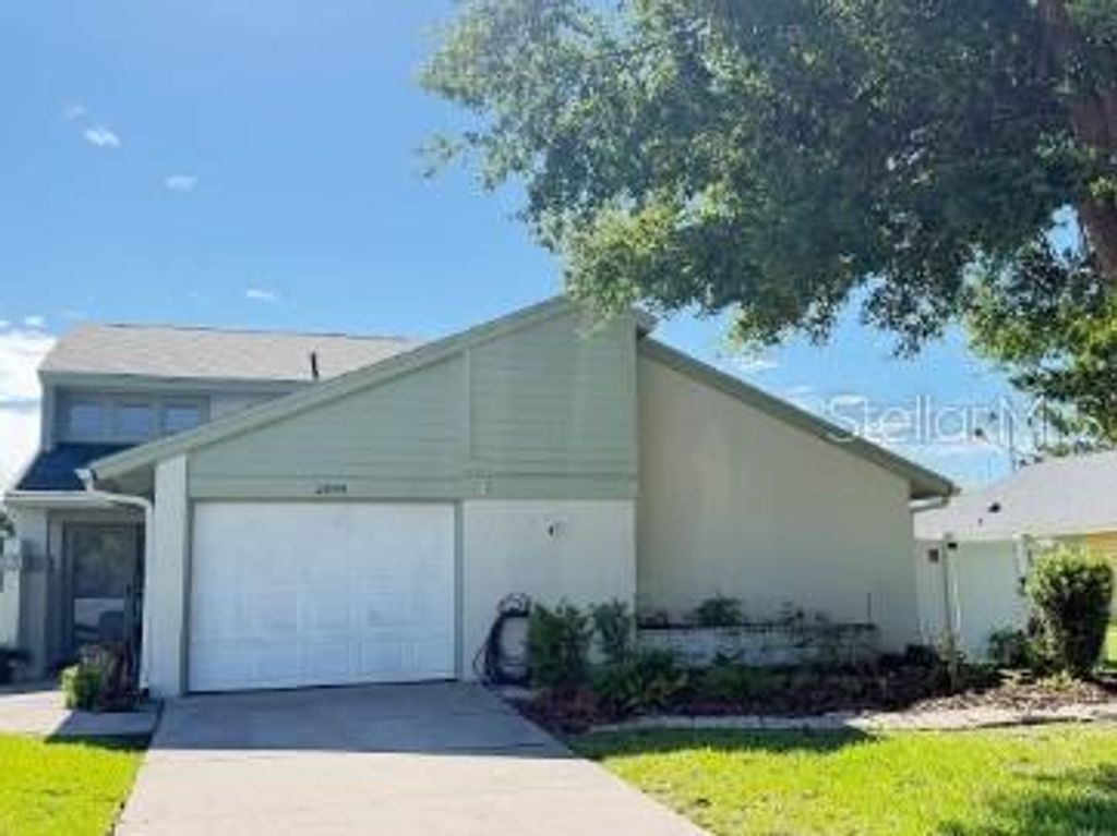 Image 73 of property listing at 2899 AUTUMN GREEN DRIVE, Orlando, FL 32822