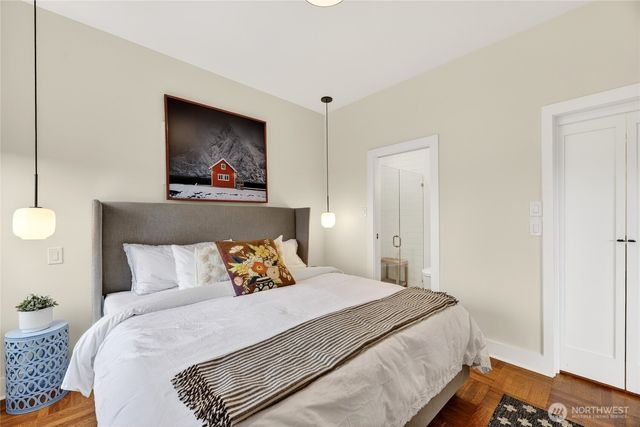 7720 Meridian Avenue N, Seattle, WA 98103