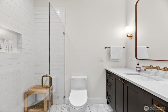 7720 Meridian Avenue N, Seattle, WA 98103