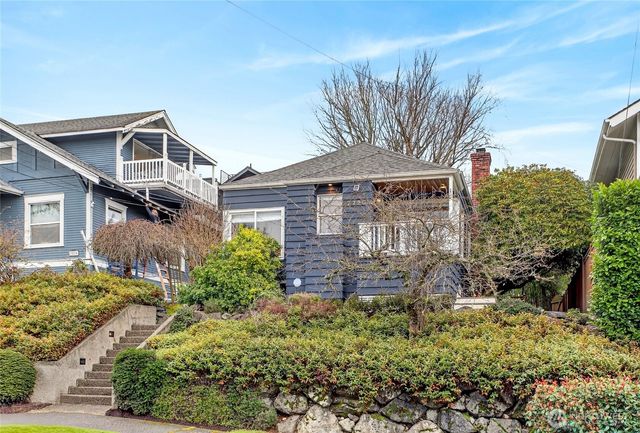 7720 Meridian Avenue N, Seattle, WA 98103