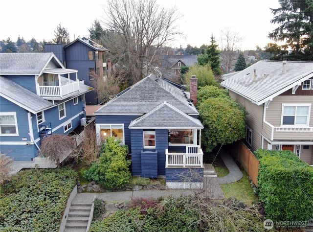 7720 Meridian Avenue N, Seattle, WA 98103