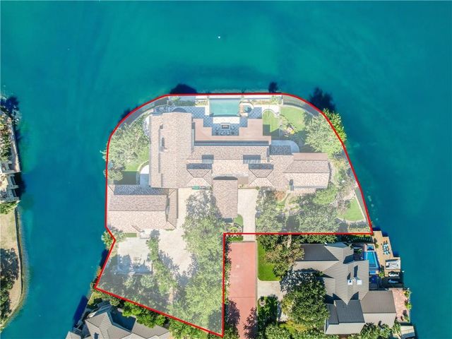 82 Applehead Island DR, Horseshoe Bay, TX 78657