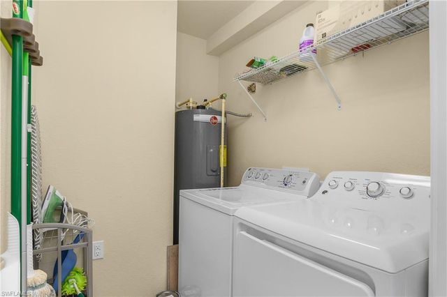 9517 Avellino WAY # 2221, Naples, FL 34113