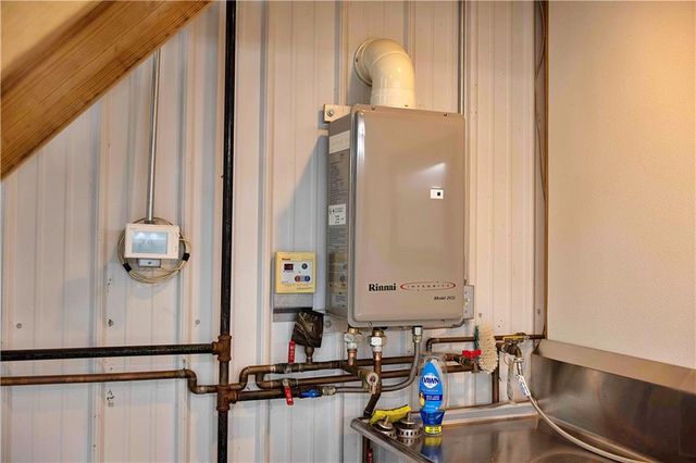 408 110th Street, Spickard, MO 64679