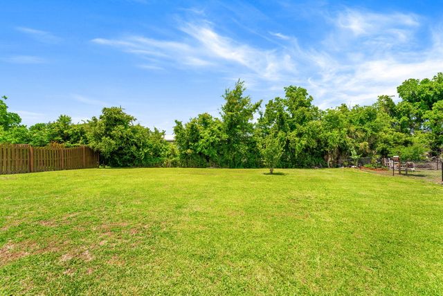 2501 Rollins Avenue, Panama City, FL 32405