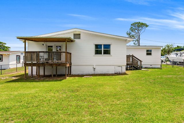 2501 Rollins Avenue, Panama City, FL 32405