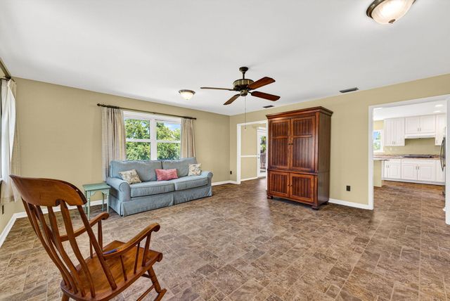 2501 Rollins Avenue, Panama City, FL 32405