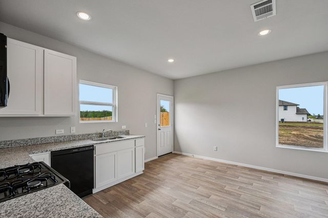 251 Haywood MNR, Maxwell, TX 78656