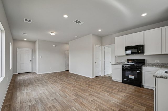 251 Haywood MNR, Maxwell, TX 78656