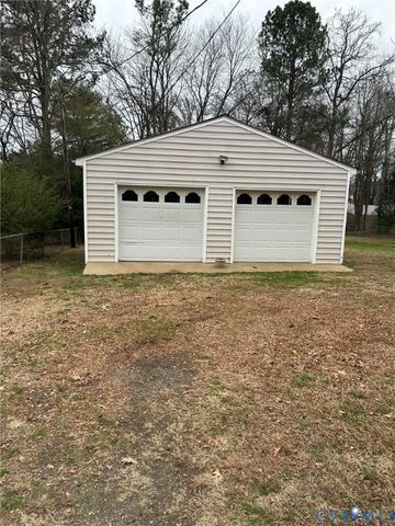 4231 Berrybrook Dr, Chesterfield, VA 23234