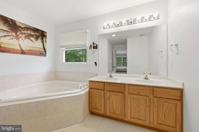 3116 S BROOKFIELD ST, Vineland, NJ 08361