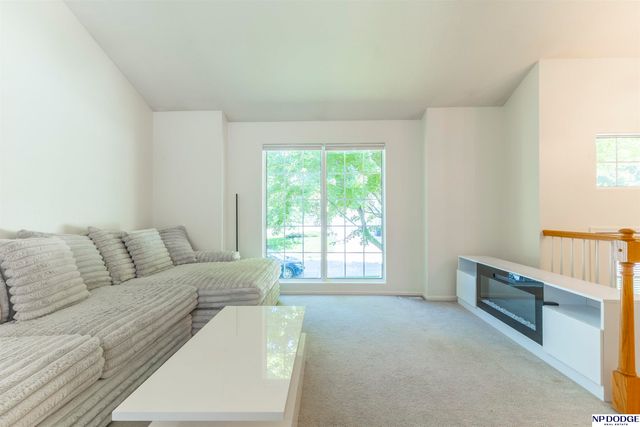 14669 Fowler Avenue, Omaha, NE 68116
