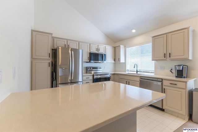 14669 Fowler Avenue, Omaha, NE 68116