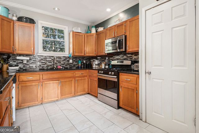 3322 Hunters Hill Drive, Lithonia, GA 30038