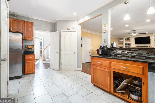 3322 Hunters Hill Drive, Lithonia, GA 30038