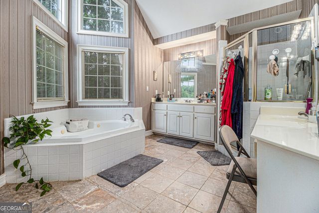 3322 Hunters Hill Drive, Lithonia, GA 30038
