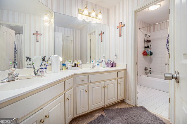 3322 Hunters Hill Drive, Lithonia, GA 30038