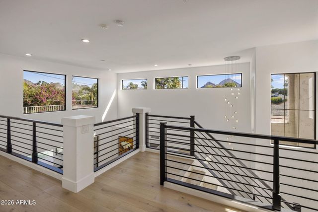 3208 E ORANGE Drive, Phoenix, AZ 85018