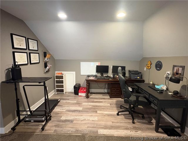 7901 Hillside Drive, Sellersburg, IN 47172