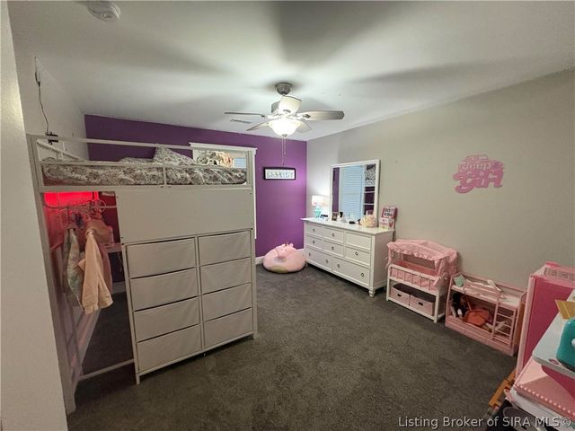 7901 Hillside Drive, Sellersburg, IN 47172