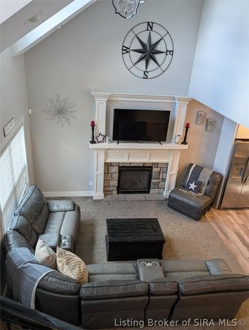 7901 Hillside Drive, Sellersburg, IN 47172