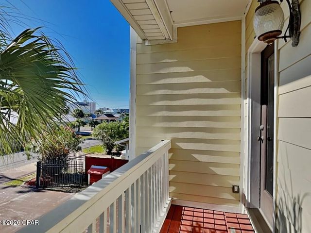 3910 Wasp Street, Panama City Beach, FL 32408