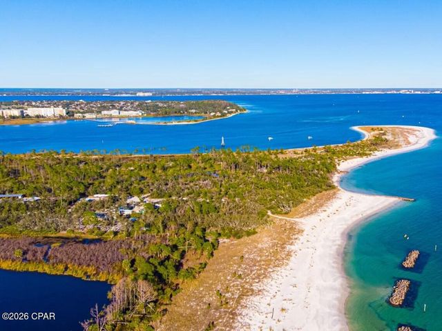 3910 Wasp Street, Panama City Beach, FL 32408