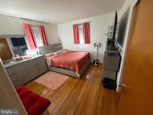 2633 SUTTON PL S, Lancaster, PA 17601