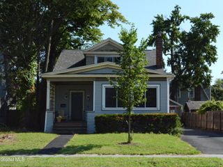 1009 Washington Avenue, Albany, NY 12206