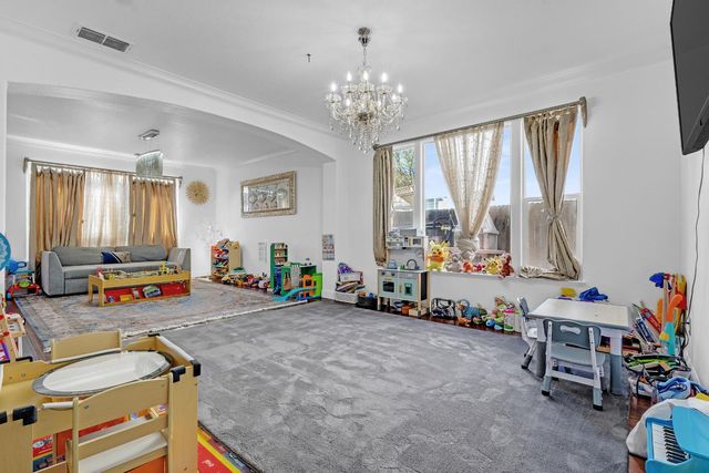 1828 Tuscan Grove Cir, Roseville, CA 95747