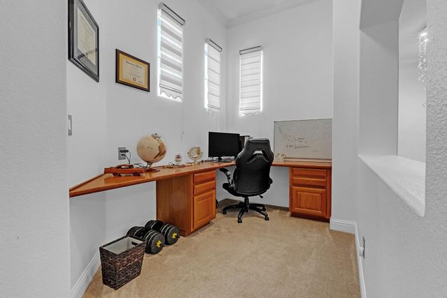 1828 Tuscan Grove Cir, Roseville, CA 95747