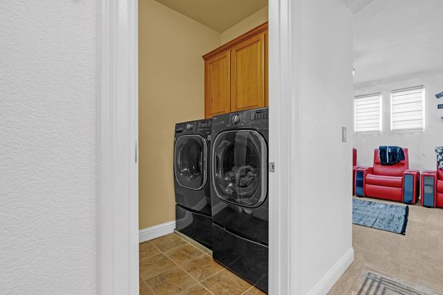 1828 Tuscan Grove Cir, Roseville, CA 95747